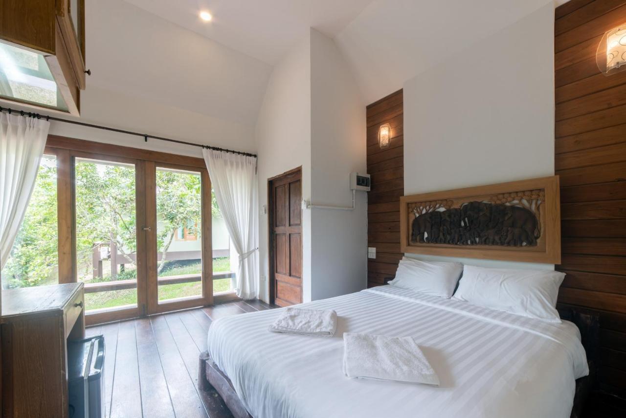 Tawan Riverside Mae Wang Екстер'єр фото